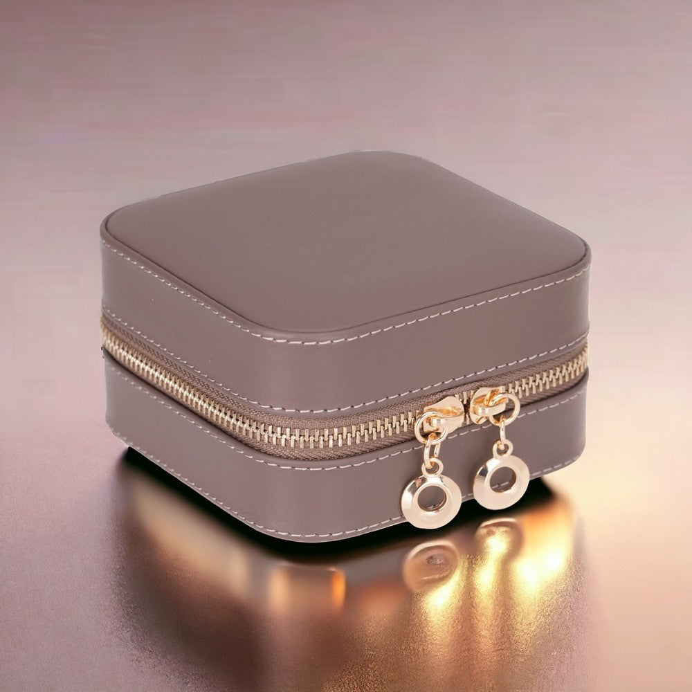 Amanda Geniune Leather Jewelry Box