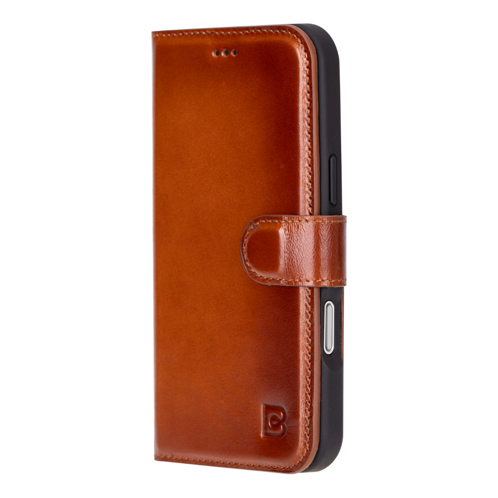 Magic iPhone 16 Genuine Leather Detachable Wallet Case