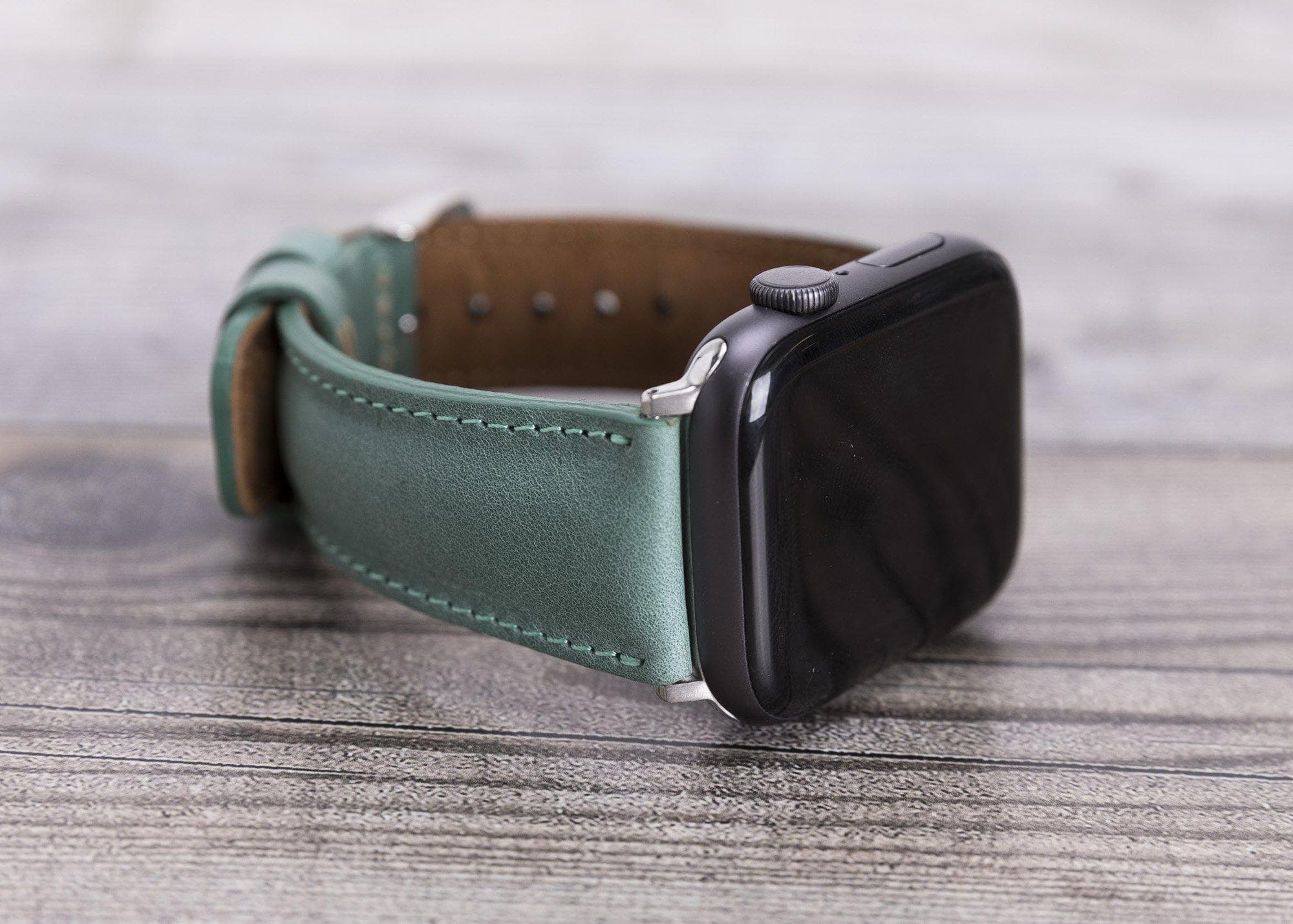 Leather Apple Watch Bands - Classic Style