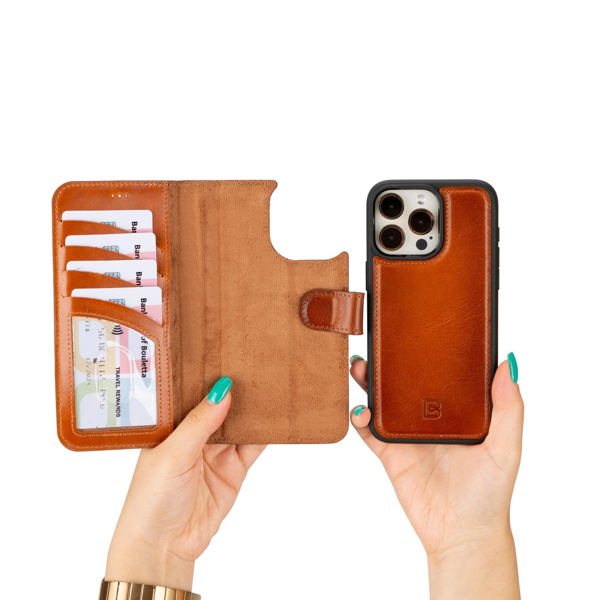 Magic iPhone 15 Plus Leather Detachable Wallet Case