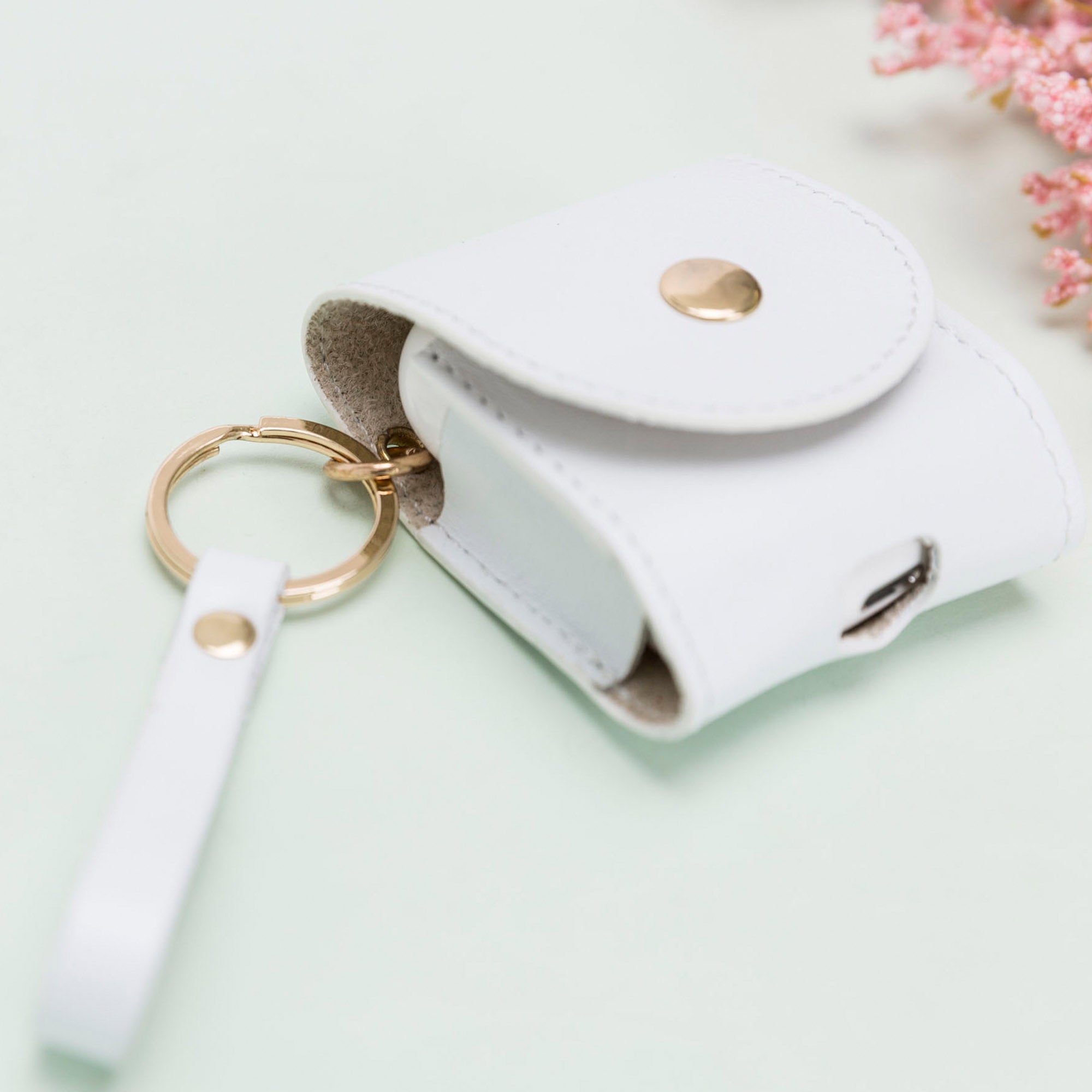 Mai Leather Case for AirPods 1 & 2 - WHITE - saracleather