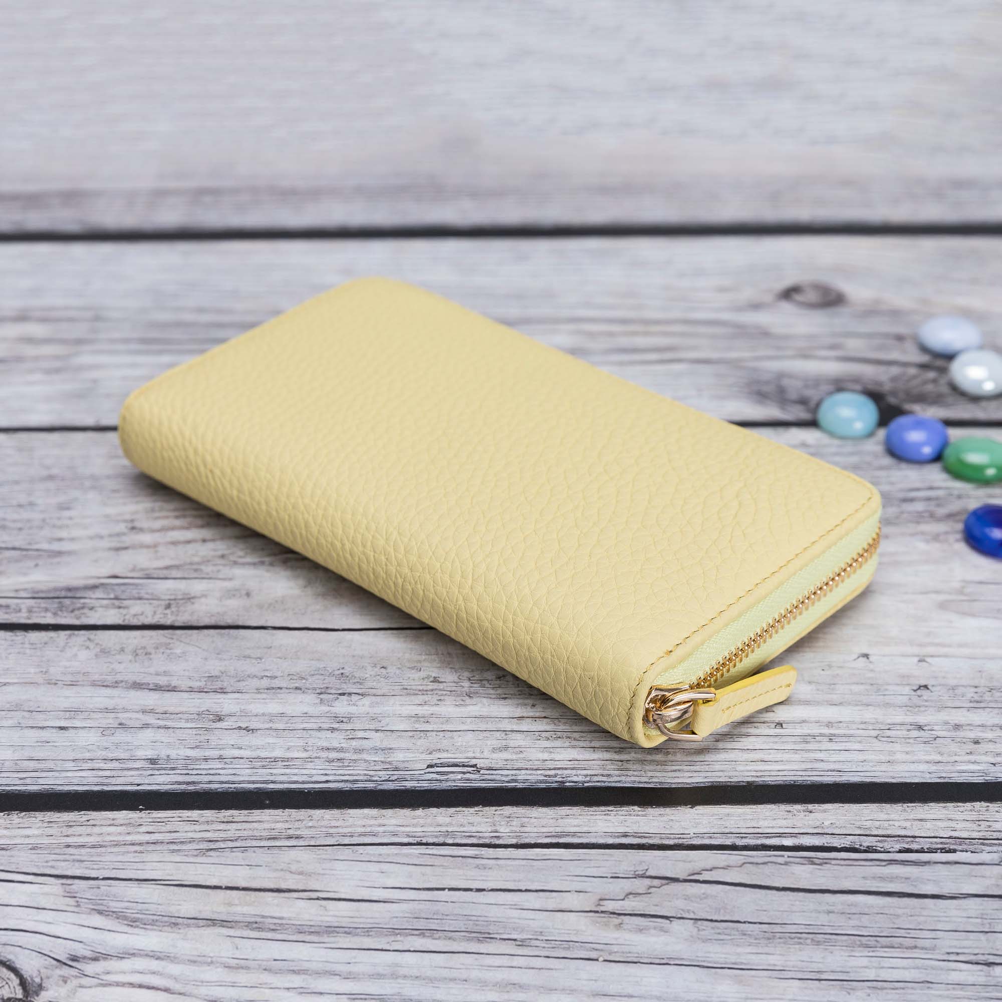 Seville Women's Leather Wallet - LEMON - saracleather