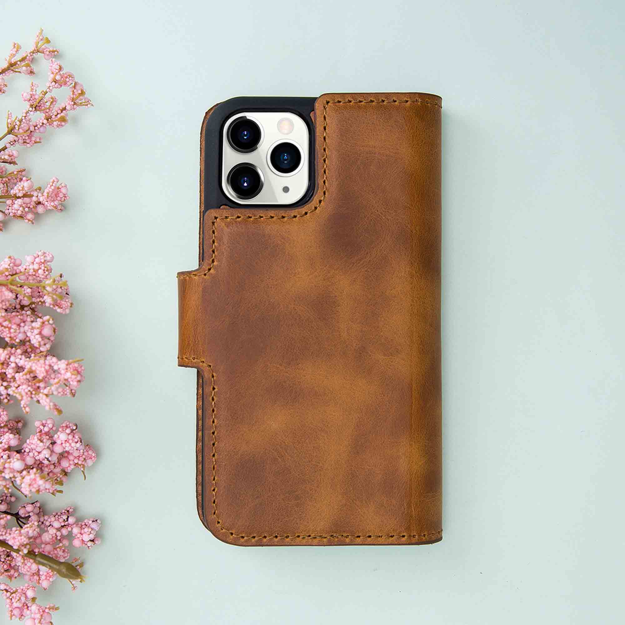 Liluri Magnetic Detachable Leather Wallet Case for iPhone 11 Pro Max (6.5") - TAN - saracleather