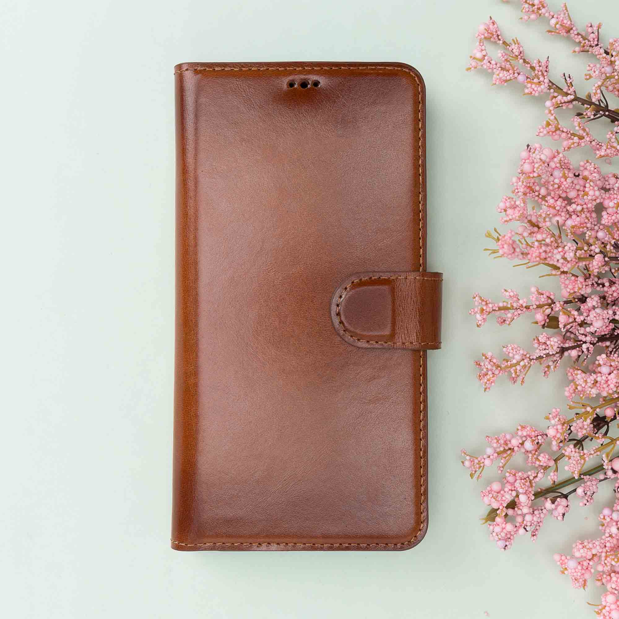 Magic Magnetic Detachable Leather Wallet Case for iPhone 11 (6.1") - EFFECT BROWN - saracleather