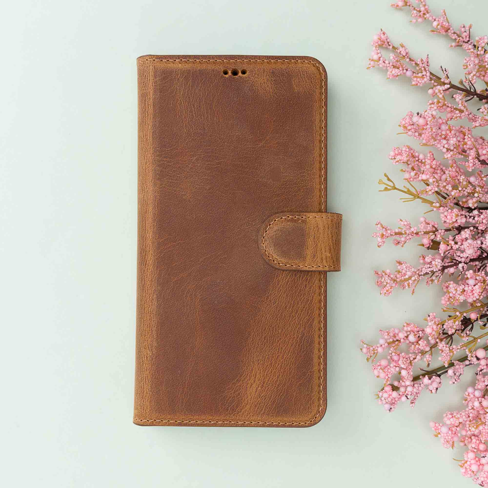 Magic Magnetic Detachable Leather Wallet Case for iPhone 11 Pro Max (6.5") - TAN - saracleather