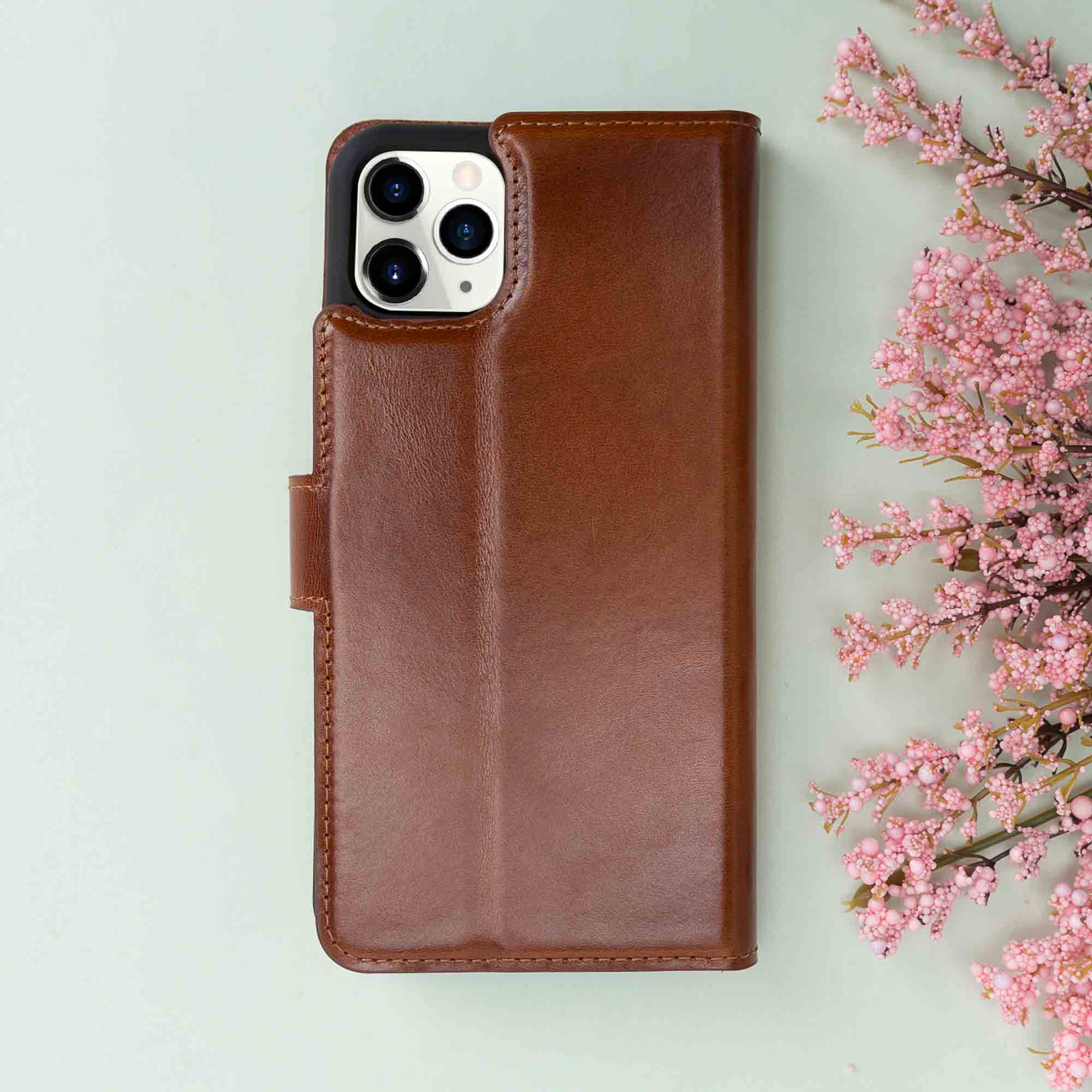 Magic Magnetic Detachable Leather Wallet Case for iPhone 11 Pro (5.8") - EFFECT BROWN - saracleather