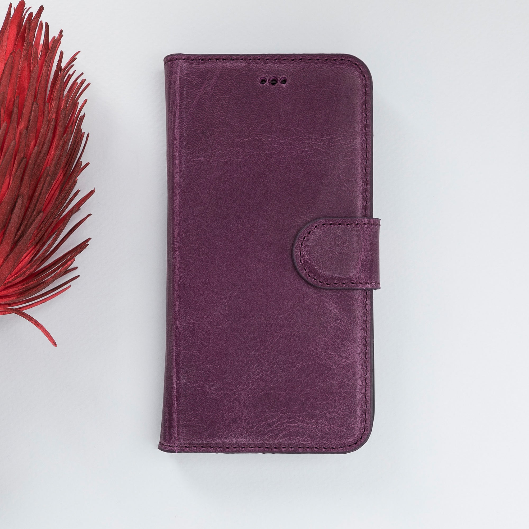 Magic Magnetic Detachable Leather Wallet Case for iPhone SE 2020 / 8 / 7 (4.7") - PURPLE - saracleather