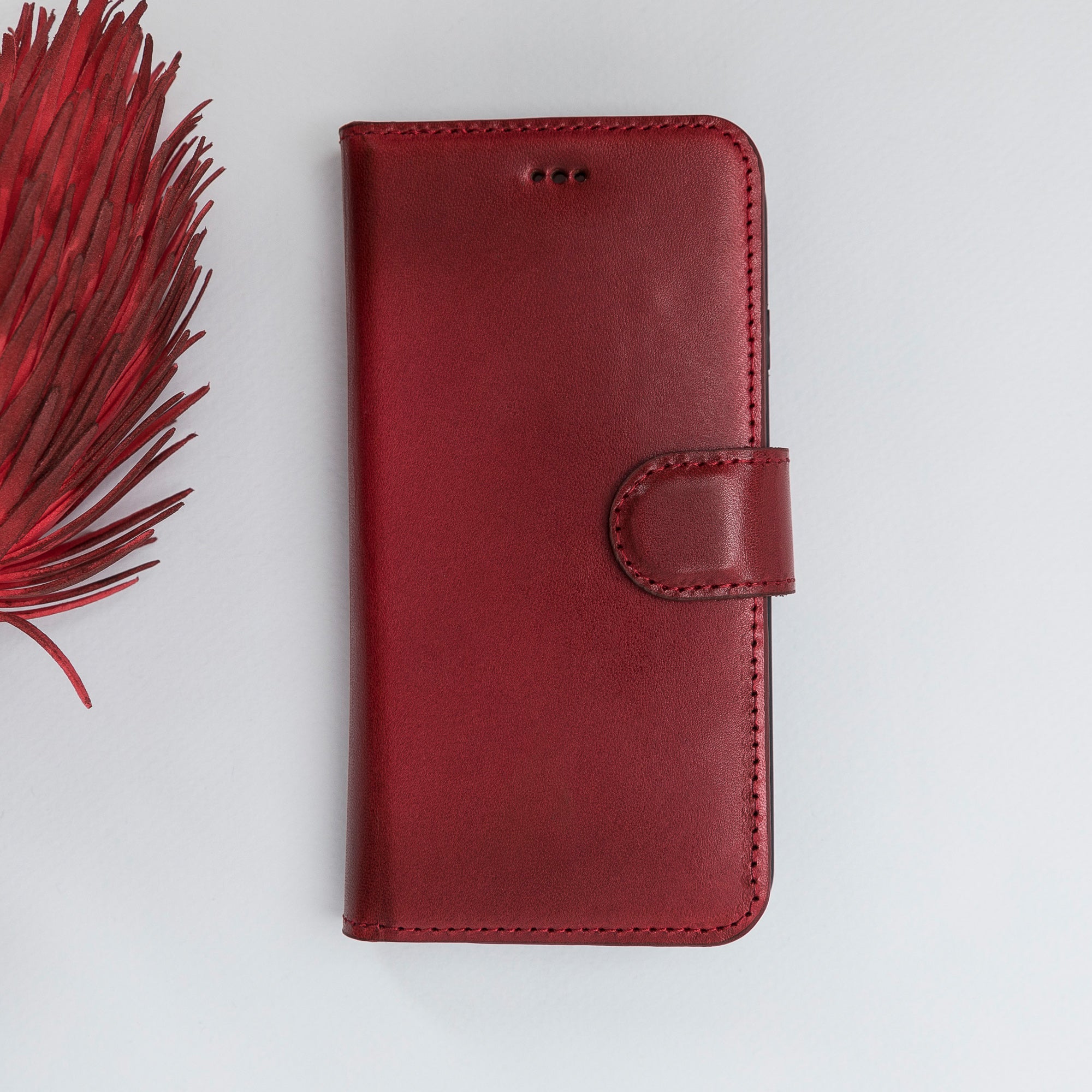 Magic Magnetic Detachable Leather Wallet Case for iPhone SE 2020 / 8 / 7 (4.7") - RED - saracleather